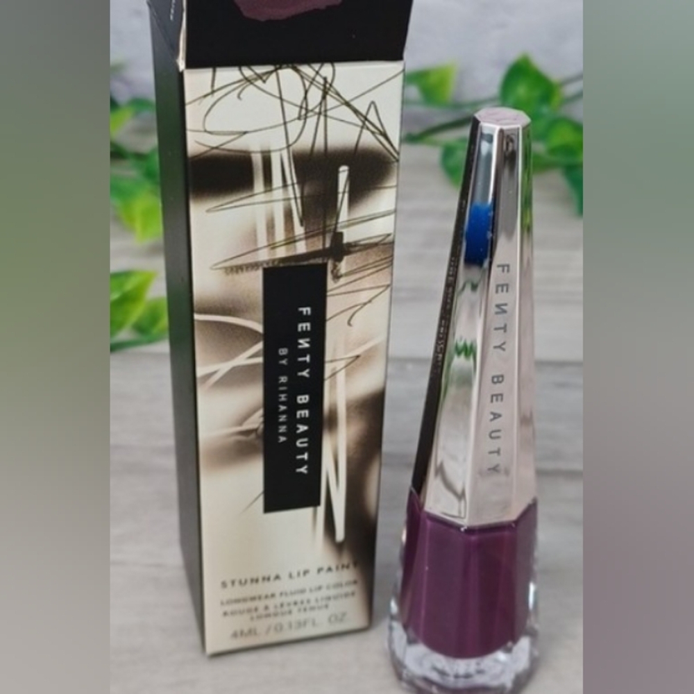 Fenty Stunna Lip Paint Longwear Fluid Lip Color~ Undefeated - Picture 1 of 9